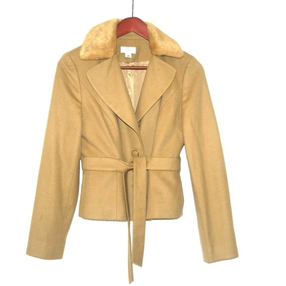 ANN TAYLOR LOFT Jackets & Blazers - ANN TAYLOR LOFT 100% Wool Faux Fur Collar Blazer Jacket